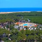 Mobil-Home Camping 4 Etoiles Plage A 800M Terrasse Vegetalisee Piscine Campingplads *