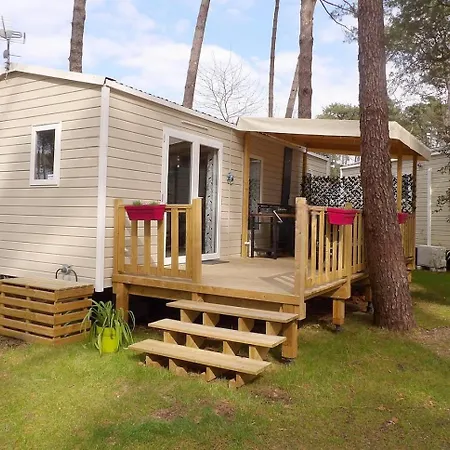 Campsite Mobil A Dans Les Landes Pres De La Seignosse
