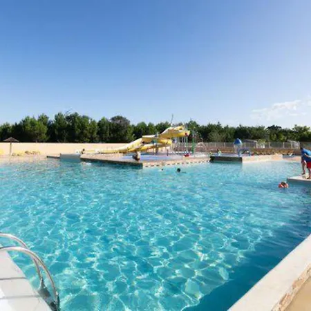 Mobil A Dans Les Landes Pres De La Kemp