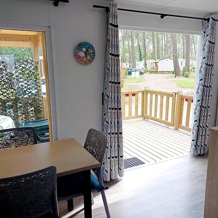 Mobil A Dans Les Landes Pres De La Campsite
