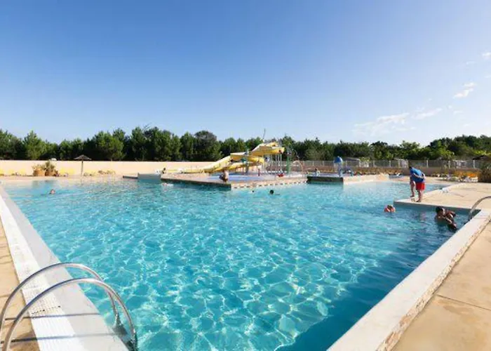 Mobil-Home Camping 4 Etoiles Plage A 800M Terrasse Vegetalisee Piscine Кемпинг